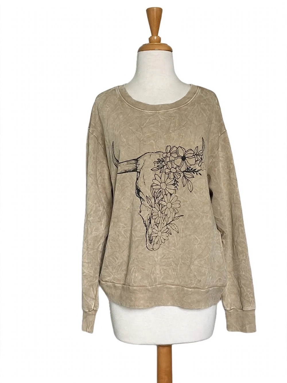 Zutter USA western sweatshirt M beige bull skull floral acid Wash